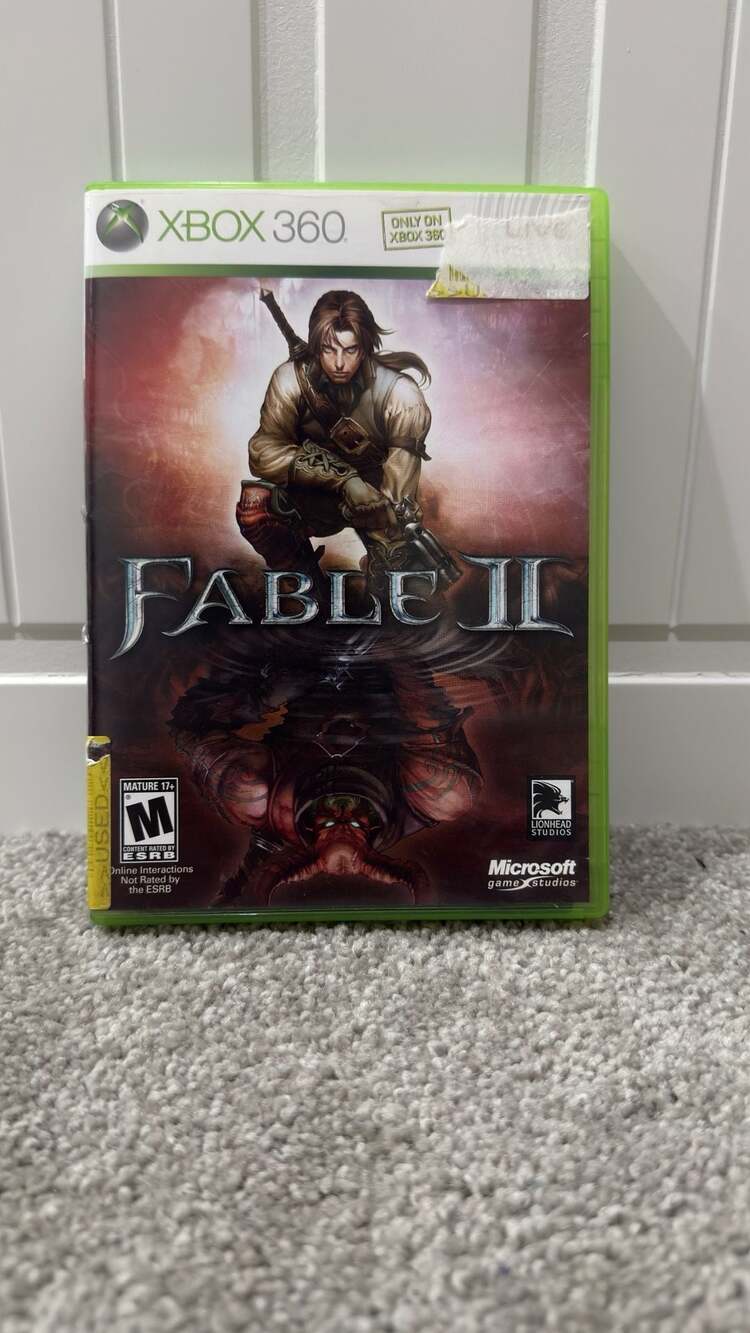 Microsoft Fable II Xbox 360 Video Game Complete with Manual